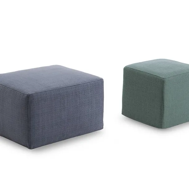 Pouf in tessuto disponibile in due dimensioni Procida di Rosini Night