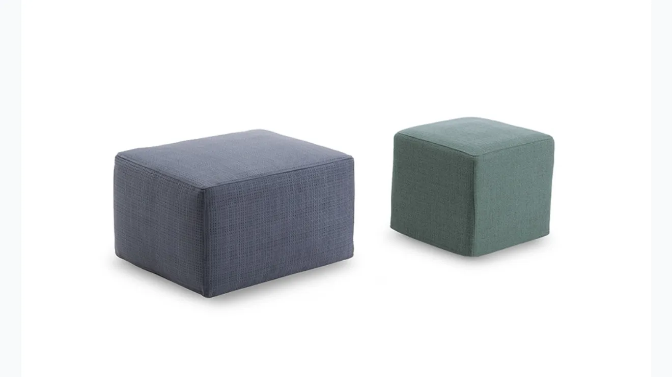 Pouf in tessuto disponibile in due dimensioni Procida di Rosini Night