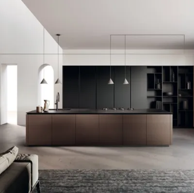 Cucina Design in alluminio brunito, vetro e bilaminato noce con isola Lab di Binova