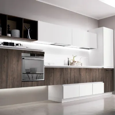 Cucina Design lineare in legno e laccato opaco bianco Sincro Wood di Miton