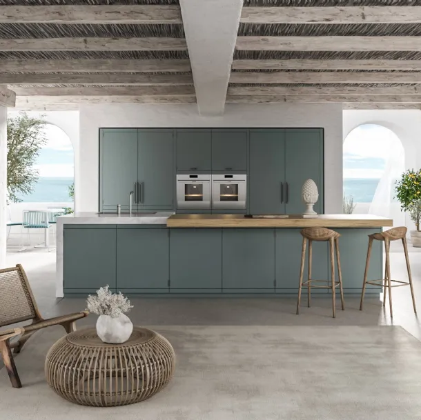 Cucina su misura con isola Anuba in laccato Paxos Grey di Miton